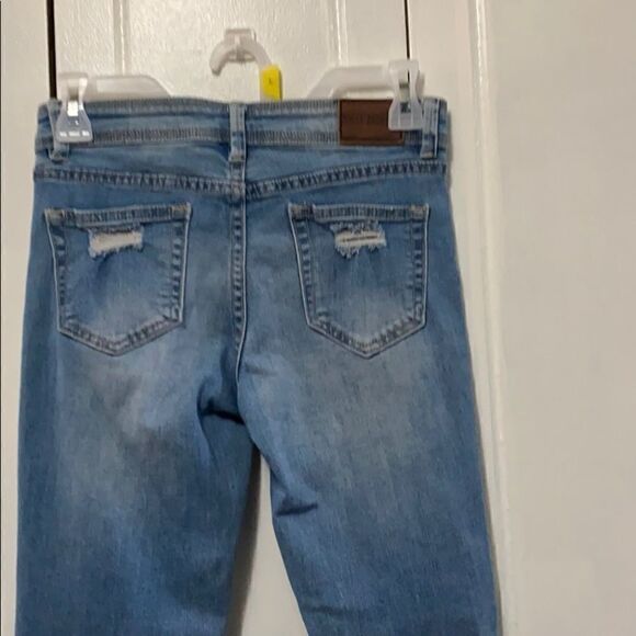 Sugar Magnolia Distressed Skinny Jeans size 3 - Picture 5 of 12